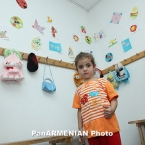 За 6 месяцев 2015 года в Армении родилось чуть меньше детей, чем в прошлом году, но количество смертей также снизилось