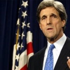 Kerry meets top Iraqi officials in Baghdad, discusses IS fight