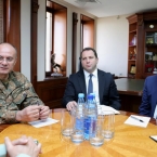 ����: stickers.panarmenian.net