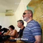 ����: stickers.panarmenian.net