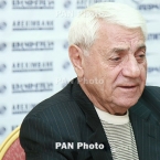 Армянский дудукист Дживан Гаспарян представил в Кремле «Звучащие полотна»  Айвазовского