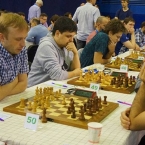 Армянский шахматист Грант Мелкумян на 0.5 очка отстает от лидера ЧЕ