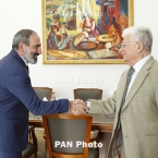 ����: stickers.panarmenian.net