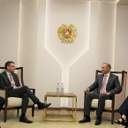 ����: stickers.panarmenian.net