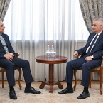 ����: stickers.panarmenian.net