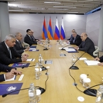 ����: stickers.panarmenian.net