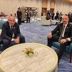 Pashinyan, Aliyev discuss peace process at SCO summit