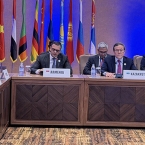 ����: stickers.panarmenian.net