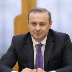 ����: stickers.panarmenian.net