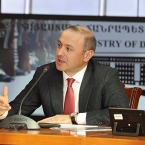 ����: stickers.panarmenian.net