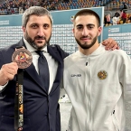 ����: stickers.panarmenian.net