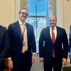 ����: stickers.panarmenian.net