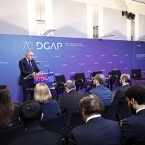 ����: stickers.panarmenian.net