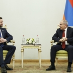 ����: stickers.panarmenian.net