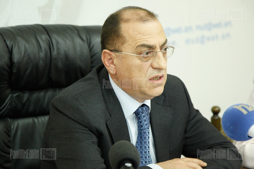 Press conference of Minister of Urban Development Samvel Tadevosyan - big_8242c7987