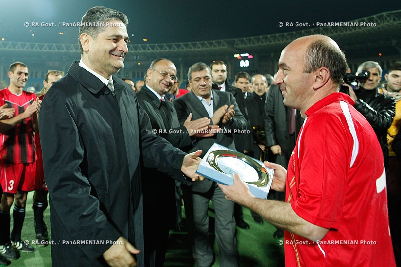 ՀՀ կառավարություն. &laquo;ՀՀ վարչապետի գավաթ&raquo; 2013 ֆուտբոլային մրցաշարը