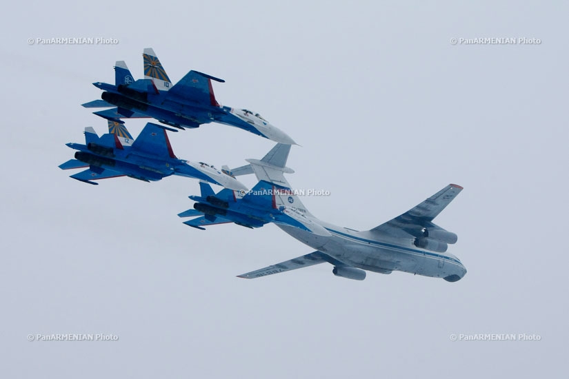 «Էրեբունի» ռազմական օդանավակայանից մեկնարկել է Ռուսաստանի ռազմաօդային ուժերի «Ռուսական վիտյազներ» ավիացիոն խմբի բացառիկ ավիացուցադրությունը
