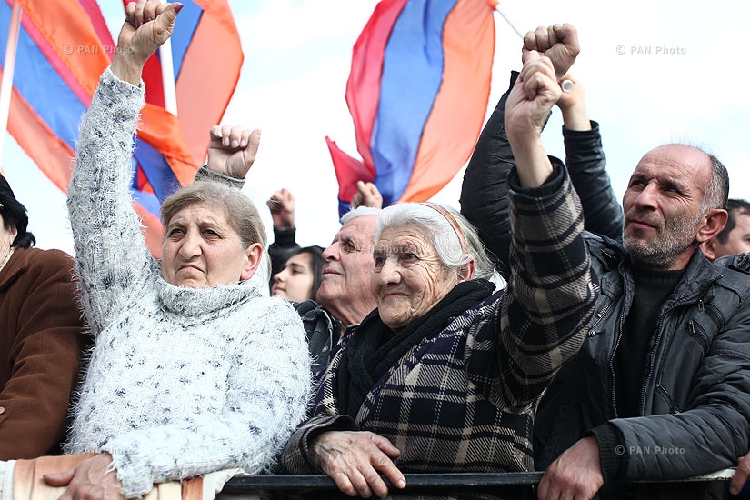 ՀԱԿ. Մարտիմեկյան հանրահավաք