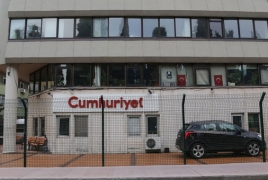 Cumhuriyet: Празднование победы при Галлиполи 24 апреля нанесло урон Турции