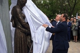 В Ереване открыли памятник детям блокадного Ленинграда и тем, кто помог им выжить