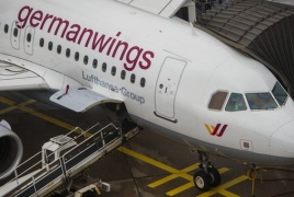 Report: Germanwings co-pilot practiced descent on previous flight