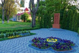 В двух украинских городах установлены и освящены хачкары, посвященные 100-летней годовщине Геноцида армян
