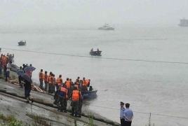Hundreds missing as cruise ship carrying over 450 capsizes in China