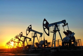 Russian oil output nears record in May