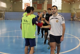 В Санкт-Петербурге стартовал 5 сезон  футбольного турнира среди армянских команд