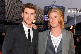 Chris Hemsworth joins stellar cast of female-led “Ghostbusters” remake