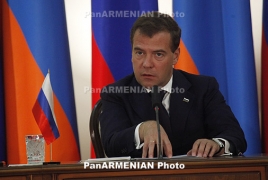 Медведев: Заявления о том, что через ЕАЭС Россия пытается возродить СССР, – чушь