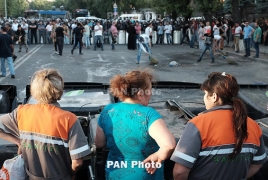 Rally against electricity price hike in Yerevan renewed