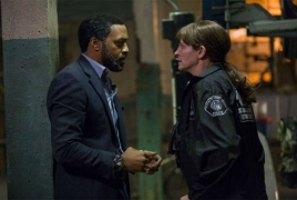 Julia Roberts, Chiwetel Ejiofor in “Secrets in Their Eyes” 1st pic