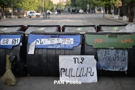 Полиция призывает  убрать баррикады с проспекта Баграмяна: Демонстранты требуют выполнения своих условий