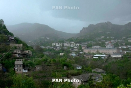 Azeri troops shell Armenian border villages on September 1