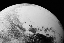 Межпланетная станция NASA отправила на Землю новые фотографии Плутона