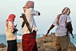 Islamist militants recapture town in Somalia after army forces quit