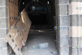Turkish police shell, plunder Armenian church of Diyarbakir