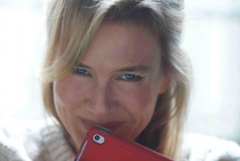 Renee Zellweger in 1st official image from 