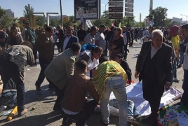 Во время антивоенного митинга в Анкаре прогремело два взрыва: Погибло более 30 человек