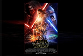 “Star Wars: The Force Awakens” reveals poster