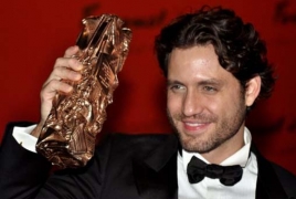 Edgar Ramirez to join Emily Blunt in “The Girl on the Train”