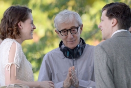 Kristen Stewart, Jesse Eisenberg in Woody Allen's untitled project set pic