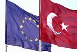 СМИ: Еврокомиссия решила пока попридержать критикующий Турцию доклад