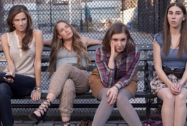 Lena Dunham joins dance class in 