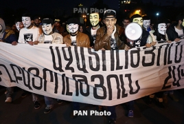 Anonymous-ների 3-րդ երթը Երևանում խաղաղ ու դիմակներով է անցել [ֆոտոռեպորտաժ]