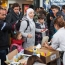 Австрия хочет отправлять беженцев домой, а Швеция просит их уехать в Германию