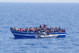 Направляющиеся морем в Европу беженцы-мусульмане скинули за борт 12 христиан