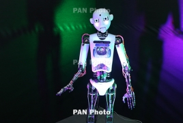 Робот-гуманоид, робот-официант, Робофутбол, Робот Пинг-Понг: В Ереване открылся «Бал Роботов»