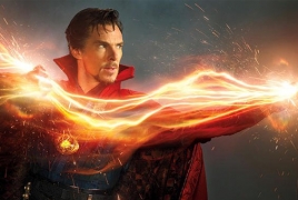 1st official look at Benedict Cumberbatch as Doctor Strange